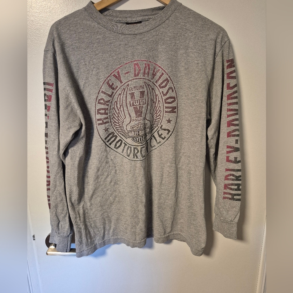 Harley-Davidson Gray Long Sleeve with Red Ombre Logo